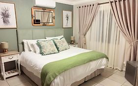 Studio Apartment 2 Skyfall Country Estate